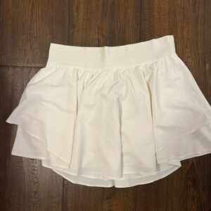 LULULEMON skort in white size 6